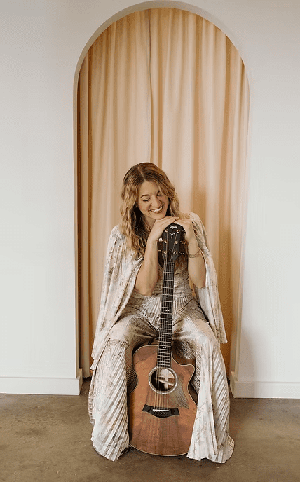 Amber Westerman on The Singer and the Song - KOOP Radio 91.7 FM
