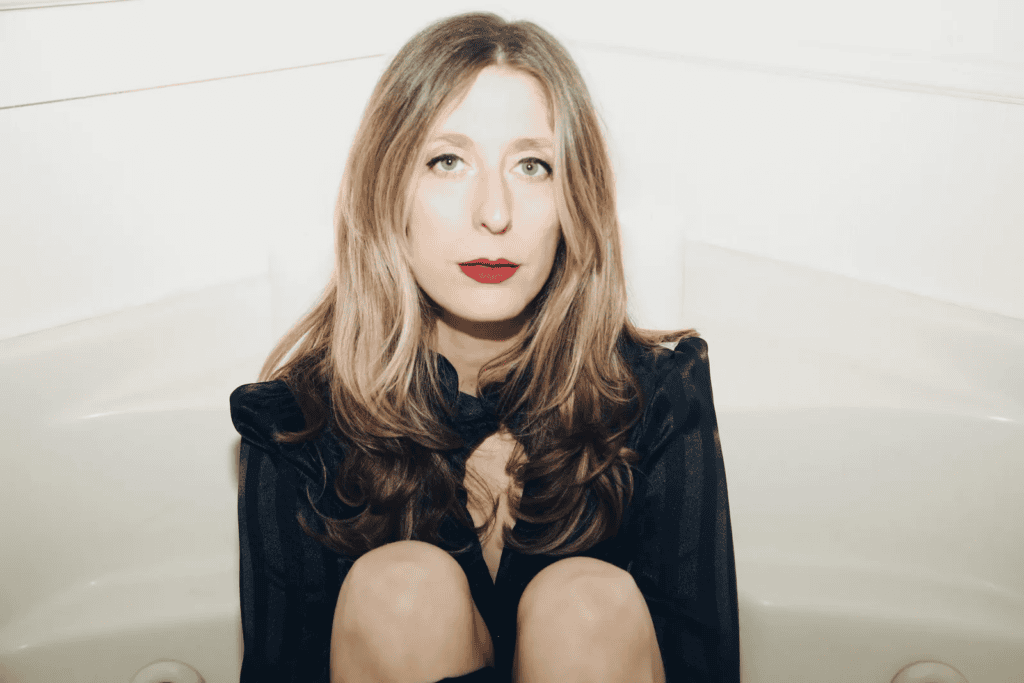 Ali Holder on The Singer and the Song - KOOP Radio 91.7 FM